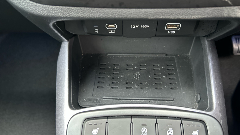 Hyundai i10 1.2 [79] Premium 5dr Auto [Nav] Petrol Hatchback